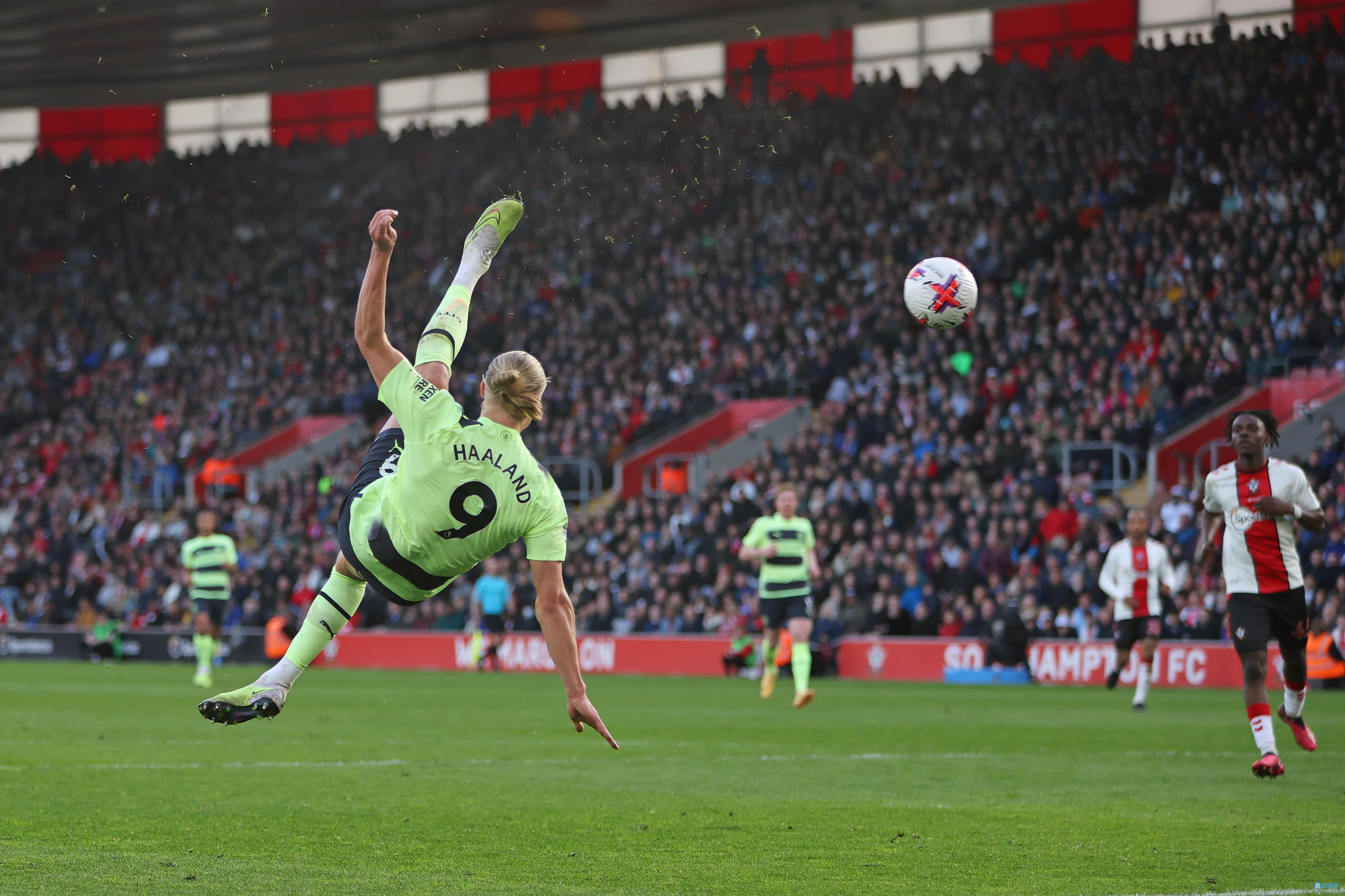 法国客战阿塞拜疆：埃基蒂克、恩昆库首发，舍瓦利耶出战