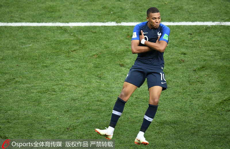 加斯佩里尼：没想到能排名榜首；谈论意甲冠军？我们不谈目标