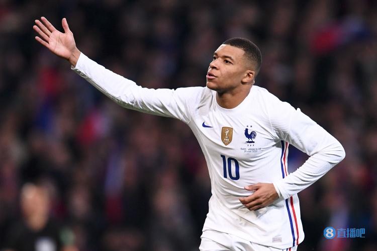 日本队锋线火力惊人